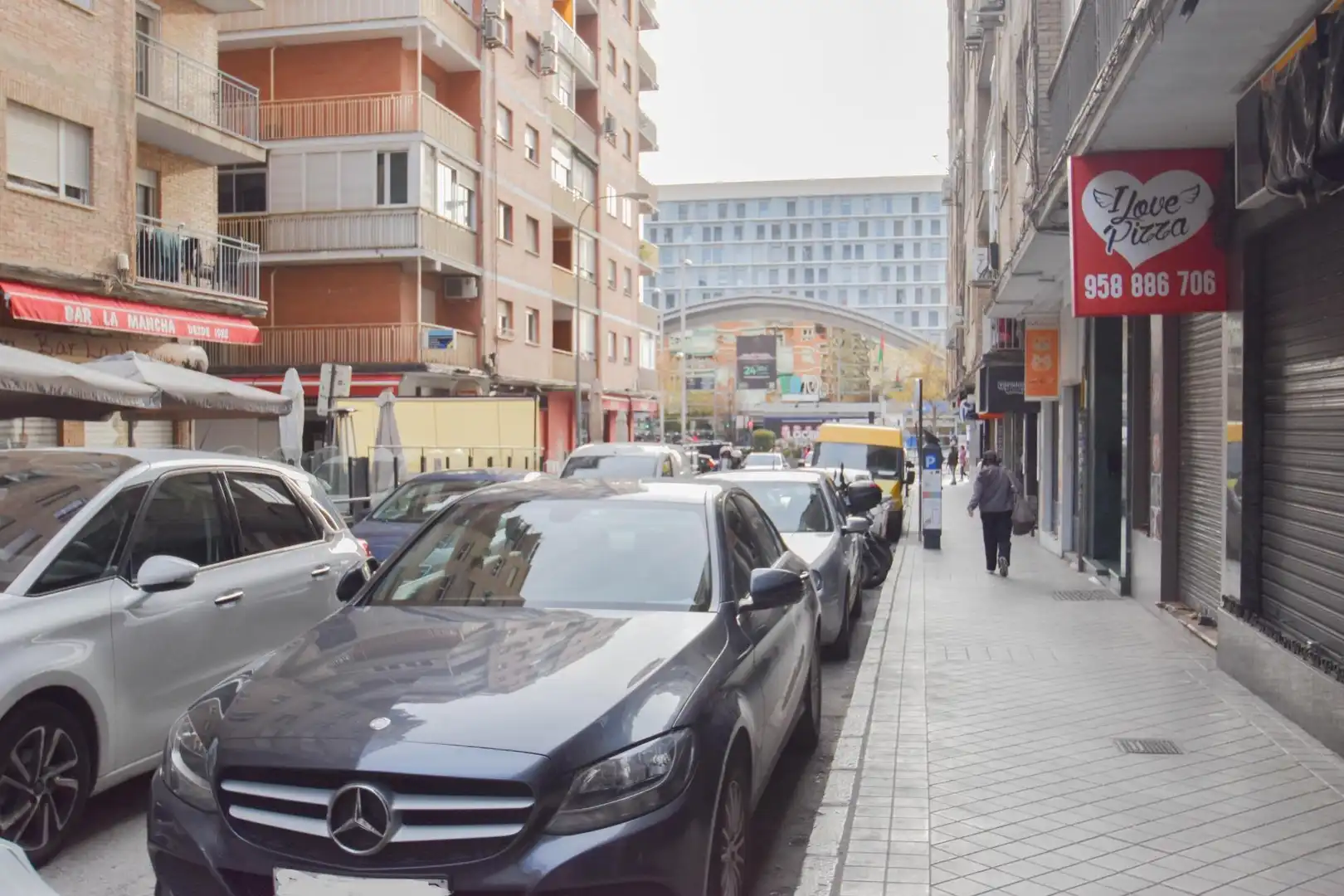 Außenansicht von Geschaftsraum zur Miete in Granada mit Klimaanlage und Möbliert