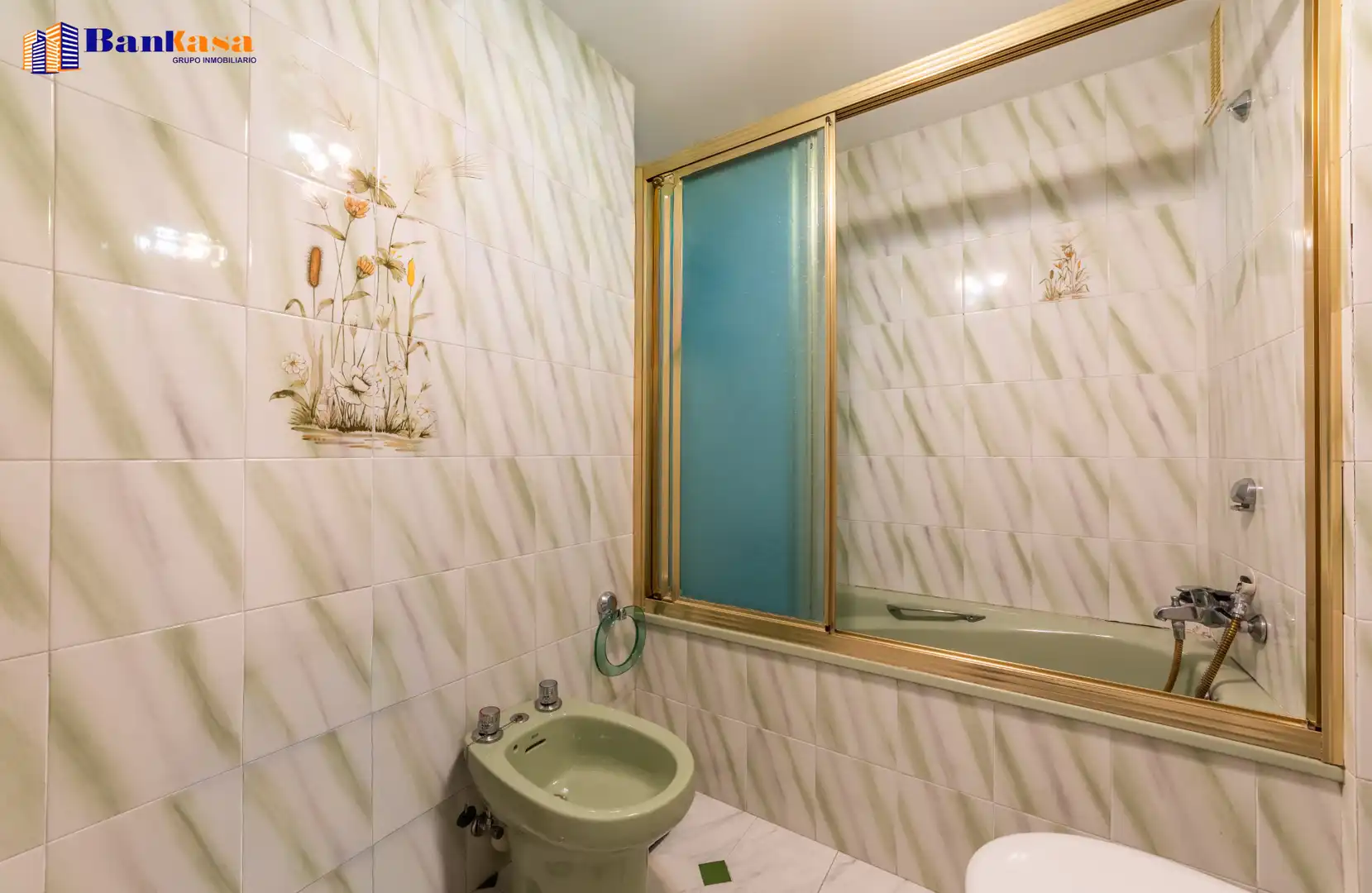 Baño de Piso en venta en Fuengirola con Trastero y Piscina comunitaria