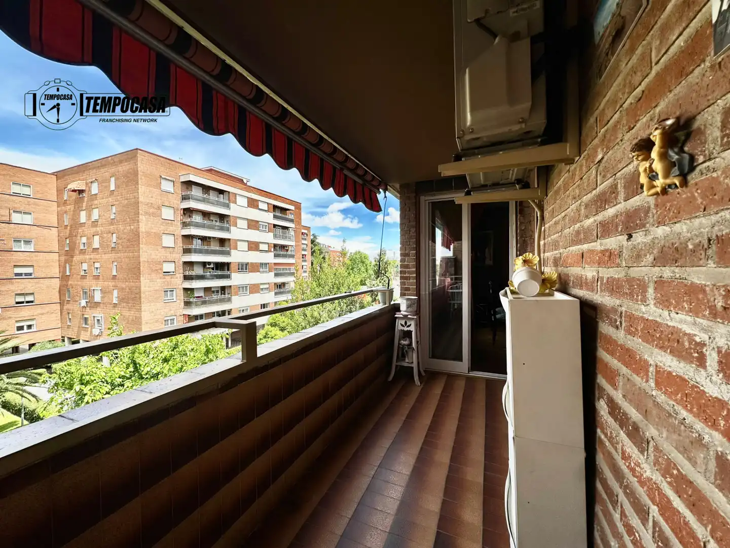 Terraza de Piso en venta en Madrid con Aire acondicionado, Calefacción y Jardín privado