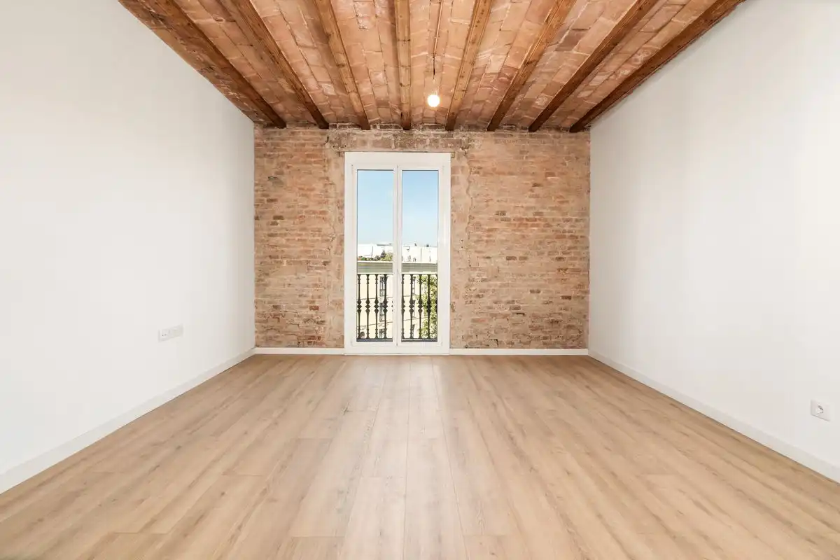 Piso con ascensor en venta en Ronda de Sant Pau, imagen 3