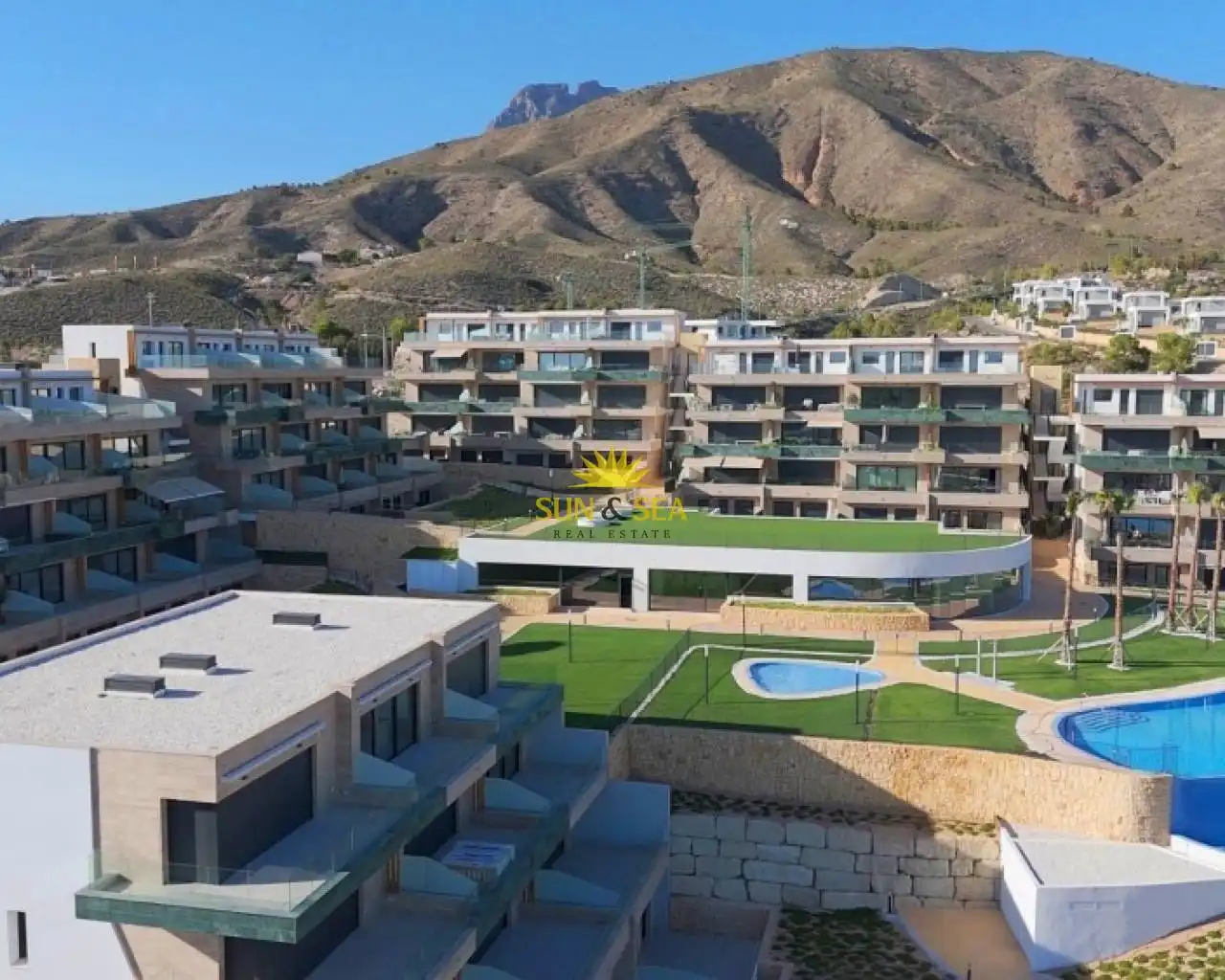 Vista exterior de Planta baja de alquiler en Finestrat con Aire acondicionado, Calefacción y Terraza