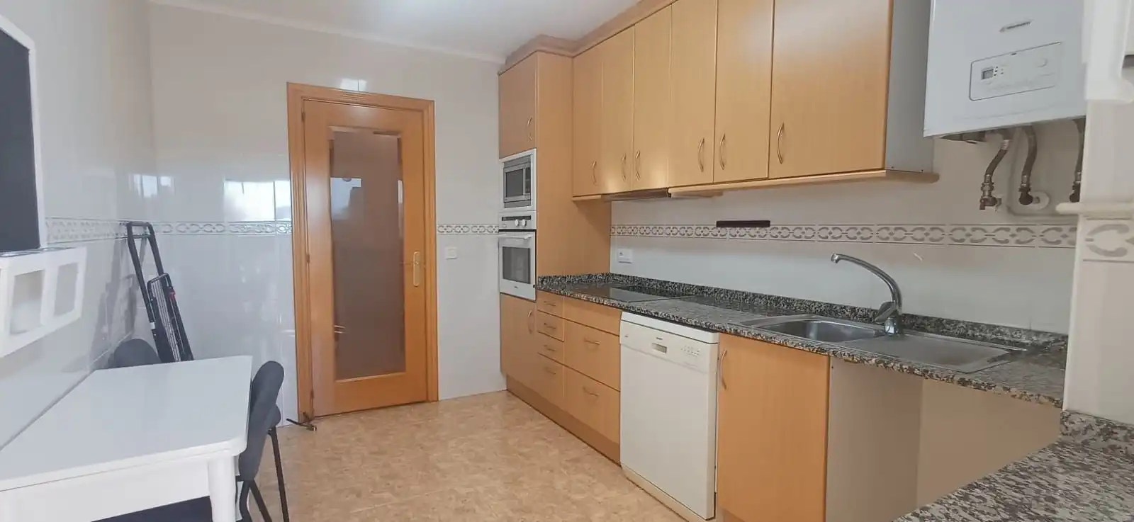 Küche von Wohnung zur Miete in Lleida mit Klimaanlage, Heizung und Terrasse