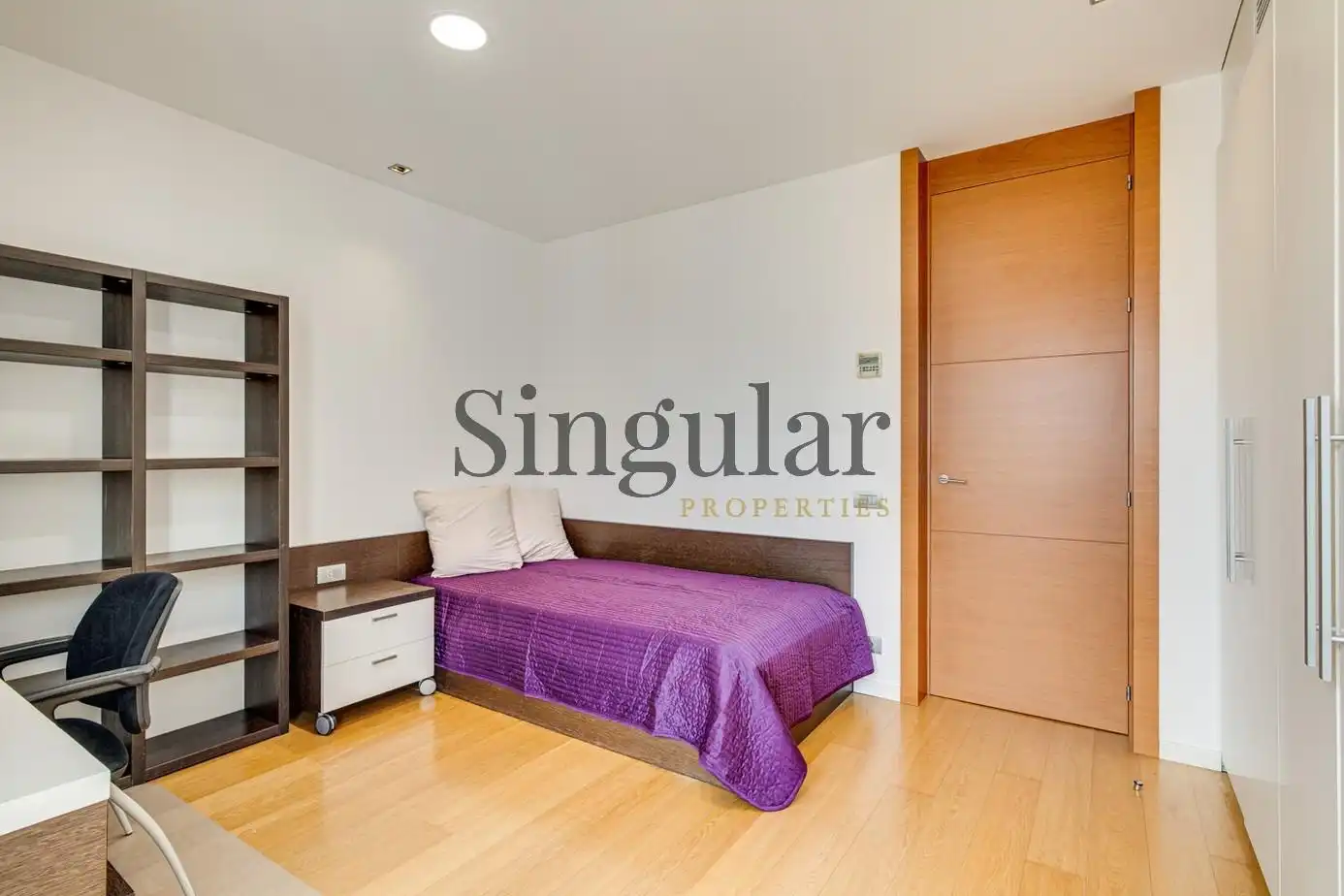 Habitación de Ático en venta en Barcelona con Calefacción, Parquet y Terraza