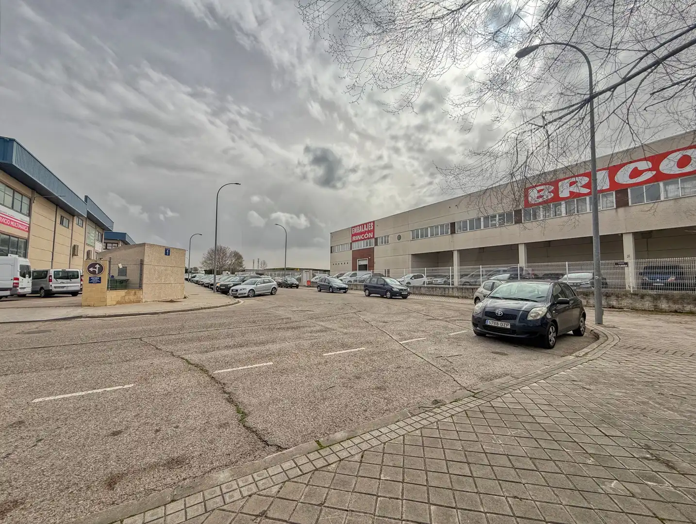 Parkplatz von Gebäude zum Verkauf in Villaviciosa de Odón