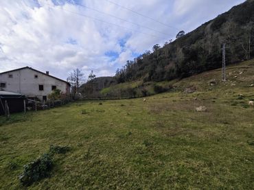 Terrenos y solares en venta en Valdáliga