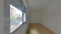 Bedroom of Flat for sale in Bilbao 