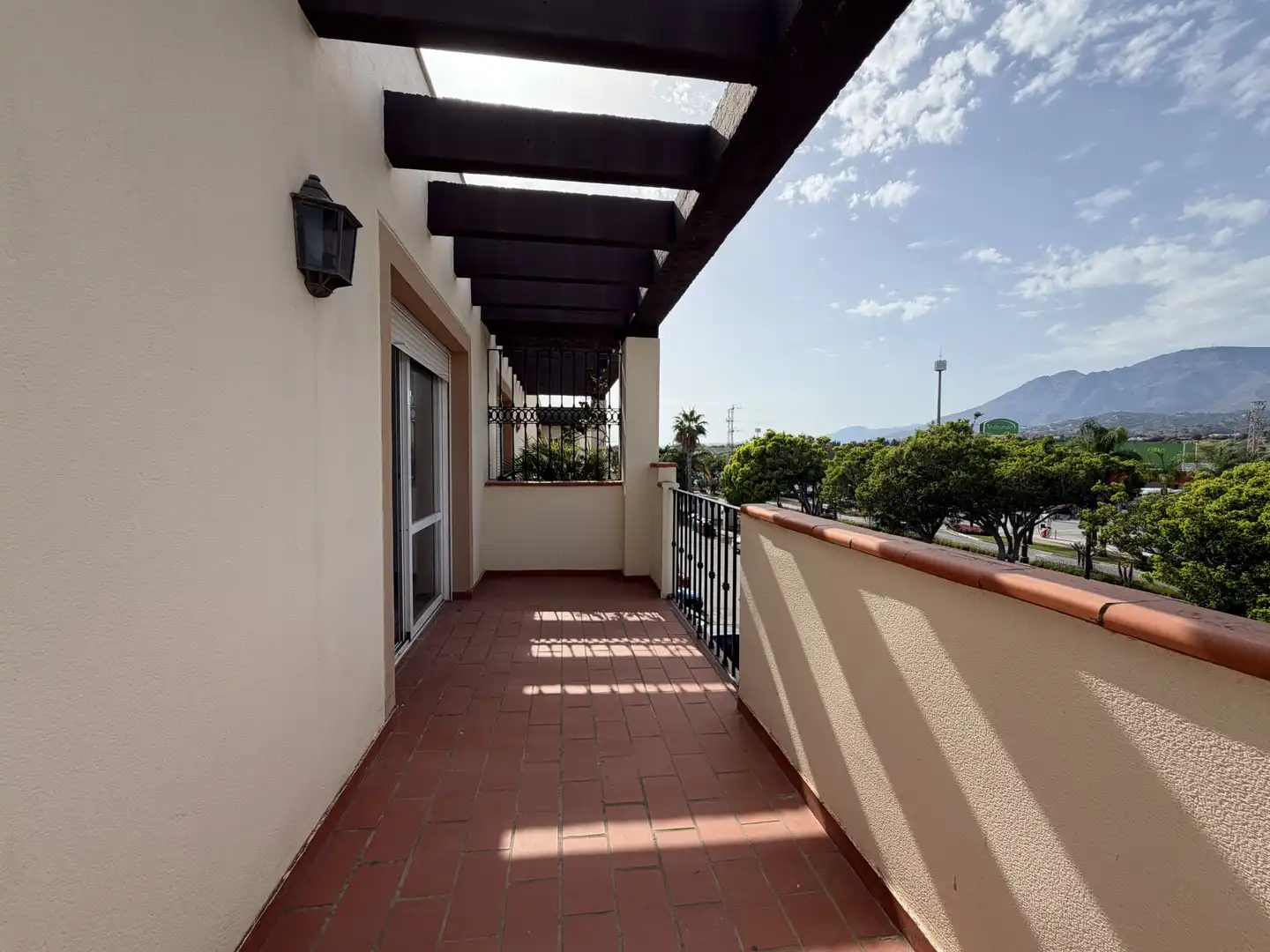 Terraza de Dúplex en venta en Estepona con Terraza, Piscina y Piscina comunitaria