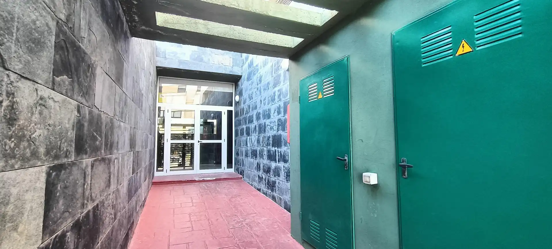 Vista exterior de Piso de alquiler en Las Palmas de Gran Canaria con Jardín privado, Trastero y Amueblado