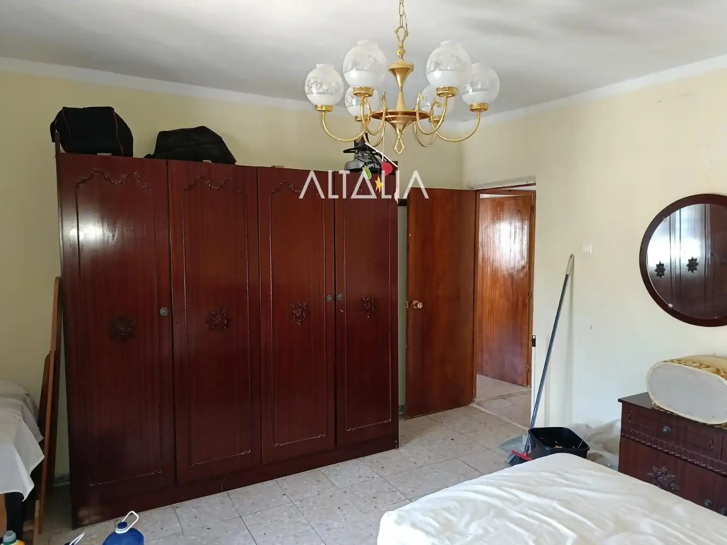 Habitación de Casa o chalet en venta en Huete con Trastero y Amueblado