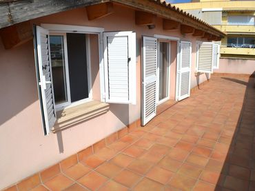 Maisonette mit Balkon zum Verkauf in Carrer de Lluís Companys 78