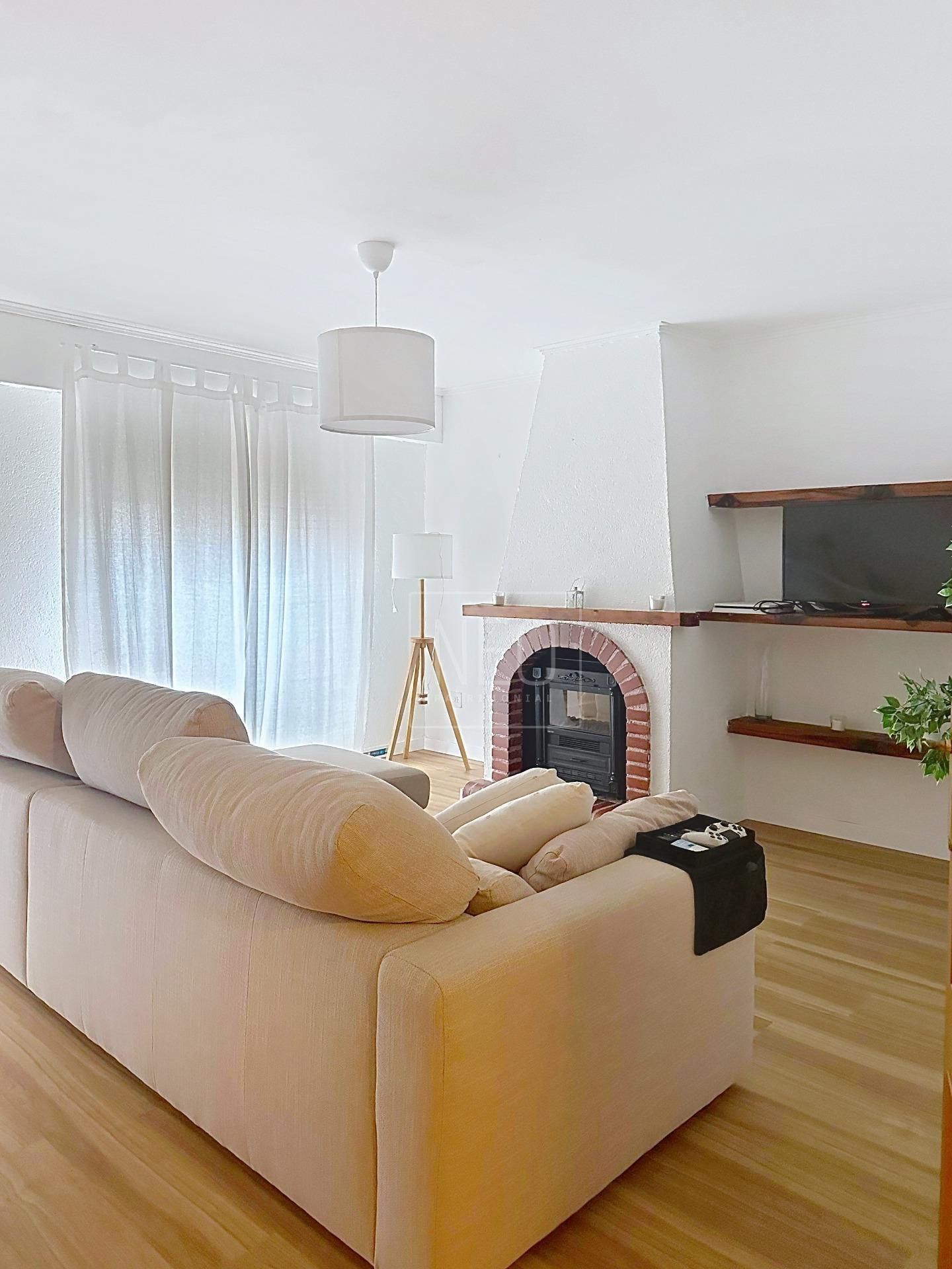 Sala d'estar de Casa o xalet en venda en Beniarbeig amb Aire condicionat i Terrassa