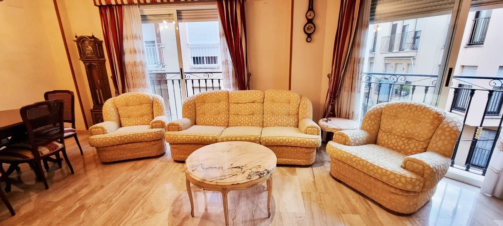 Living room of Flat for sale in Elche / Elx  with Air Conditioner and Storage room