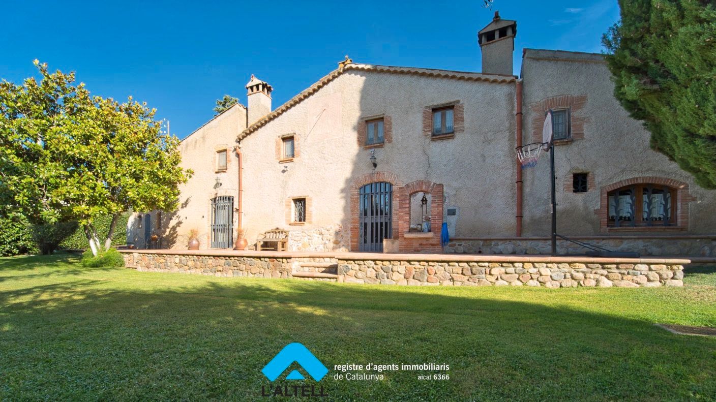 Garden of Country house for sale in L'Ametlla del Vallès  with Air Conditioner, Heating and Private garden
