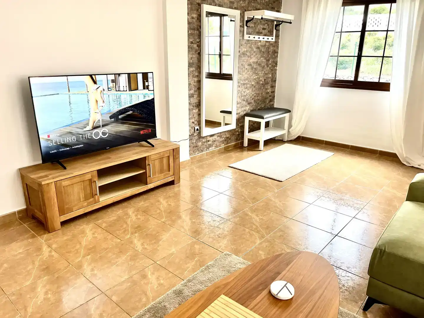 Sala d'estar de Casa adosada en venda en La Orotava amb Balcó
