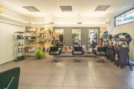 Local en venta en  Pamplona / Iruña con Aire acondicionado y Amueblado
