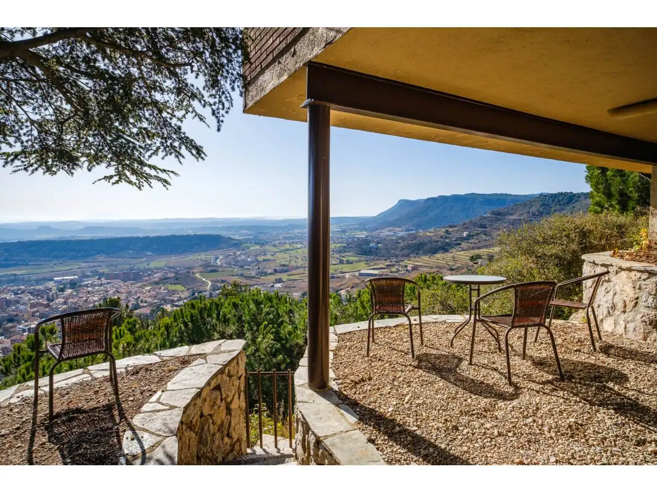 Villa con giardino in vendita a Berga, imagen 6