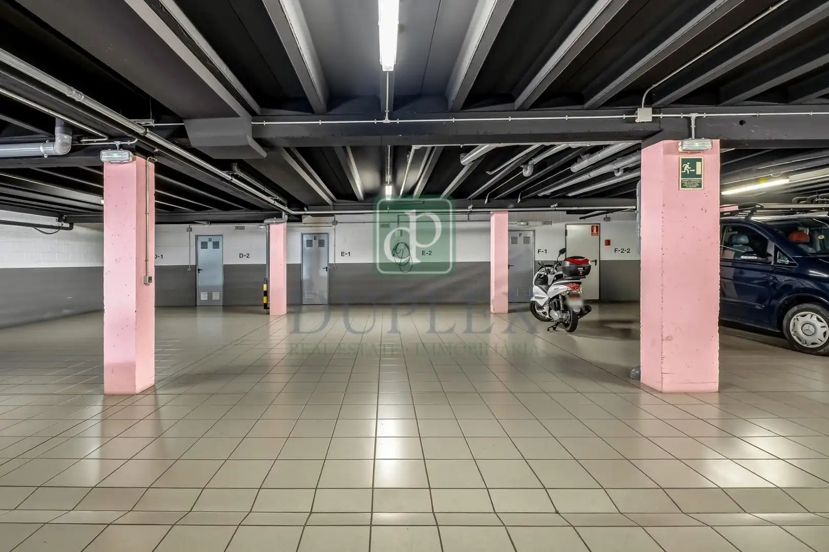 Parking de Apartamento en venta en Andorra la Vella con Aire acondicionado, Calefacción y Parquet