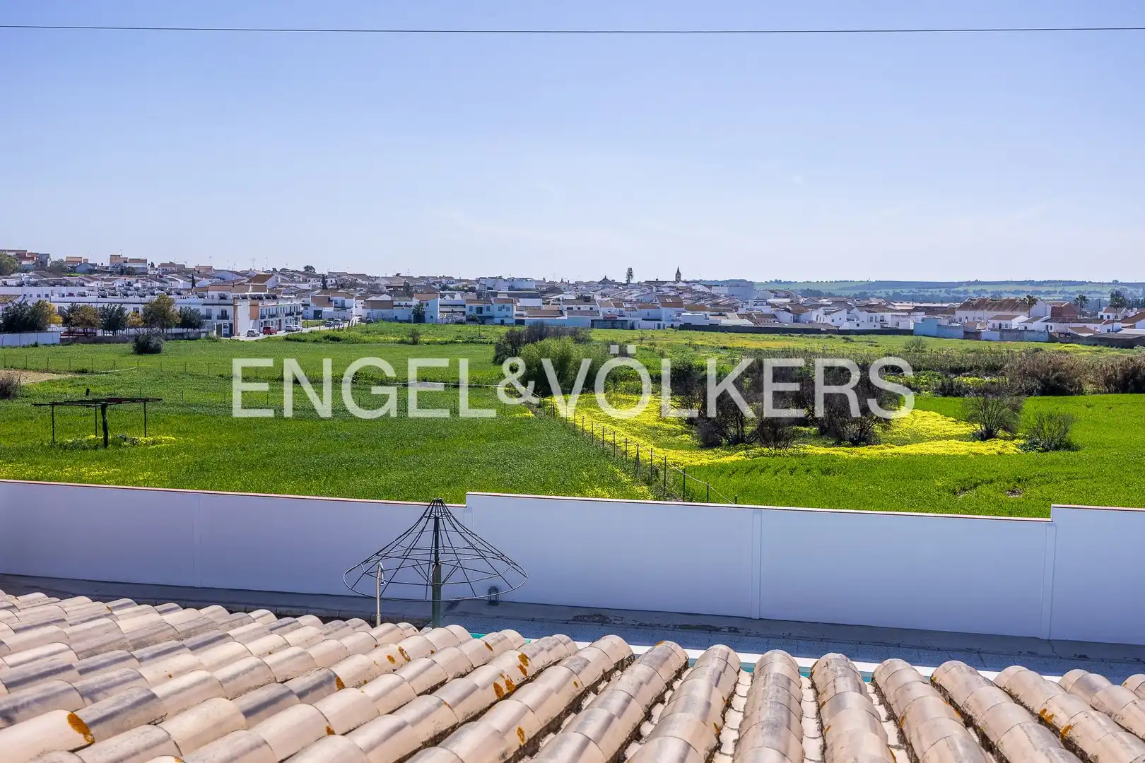 Vista exterior de Casa o chalet en venta en Castilleja del Campo con Aire acondicionado, Calefacción y Jardín privado