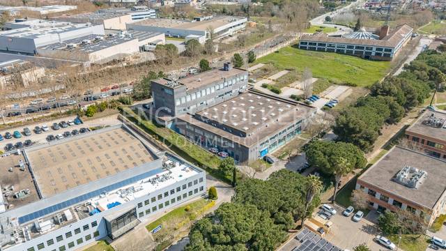 Nave industrial en Alquiler en Catalunya - Fontetes