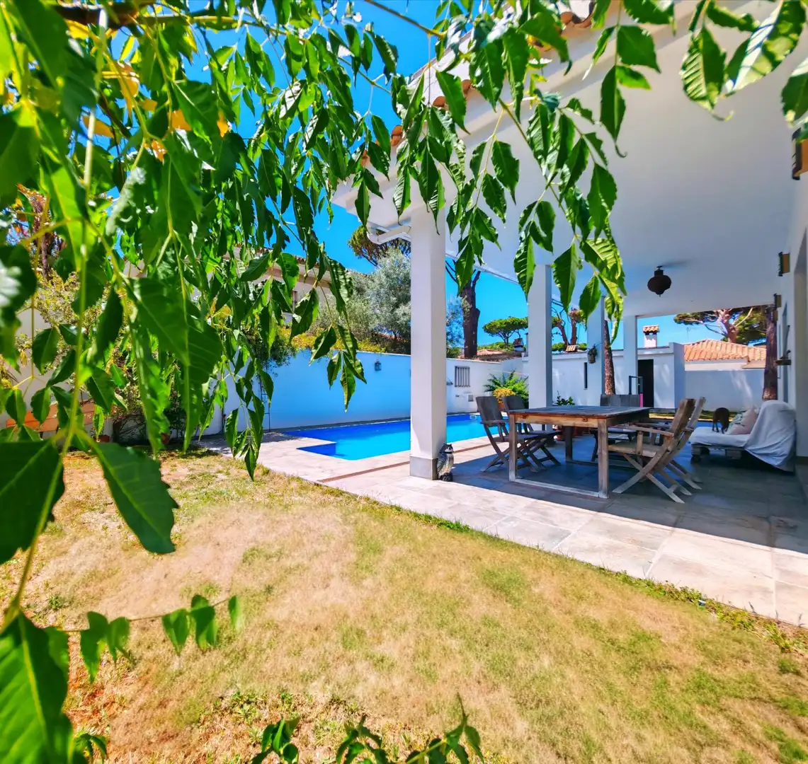 Terraza de Casa o chalet en venta en Chiclana de la Frontera con Aire acondicionado, Jardín privado y Terraza