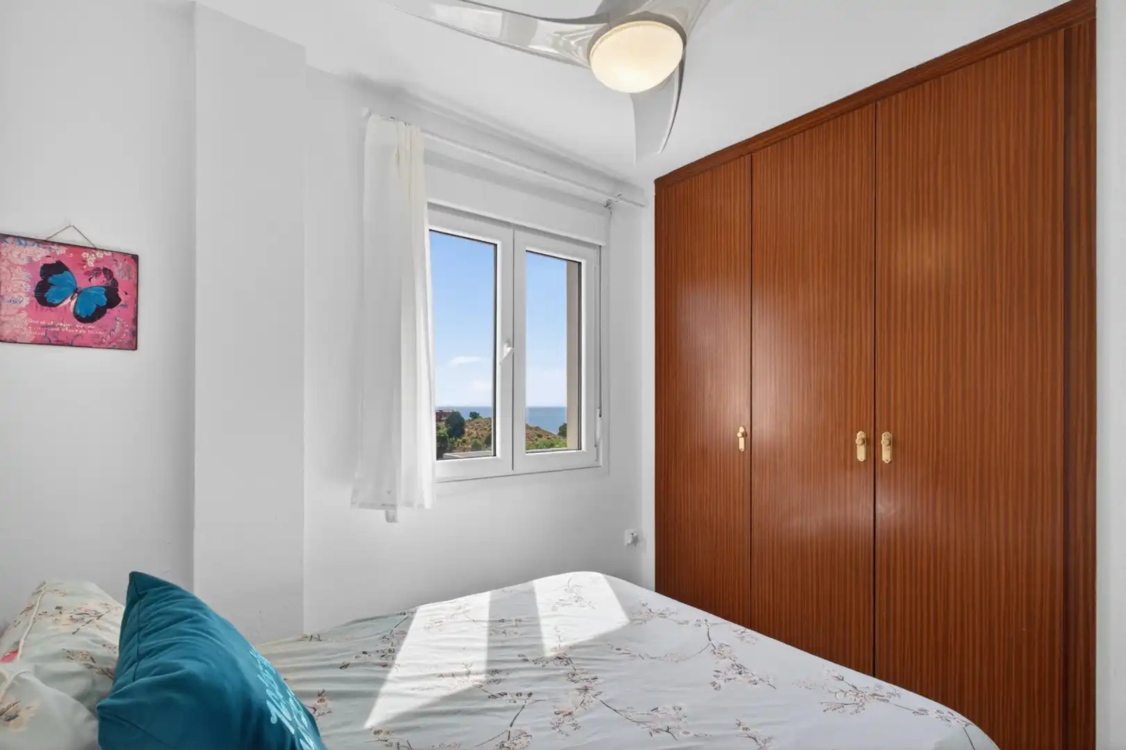 Schlafzimmer von Wohnung zum Verkauf in Benalmádena mit Klimaanlage, Privatgarten und Abstellraum
