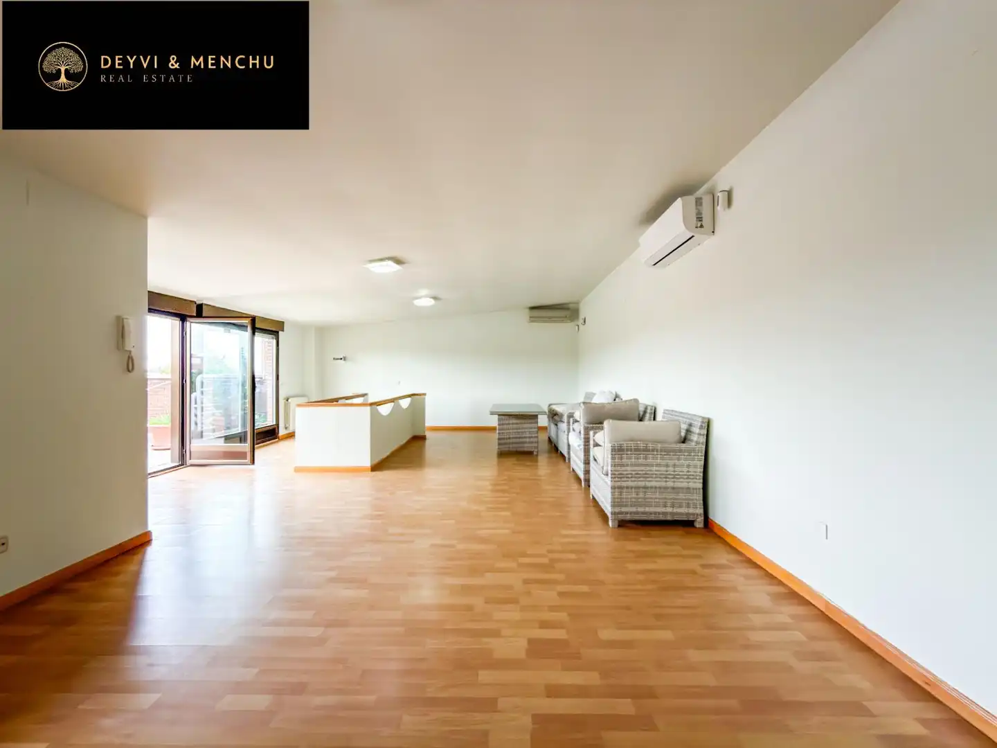 Ático de alquiler en Pozuelo de Alarcón con Aire acondicionado, Jardín privado y Parquet
