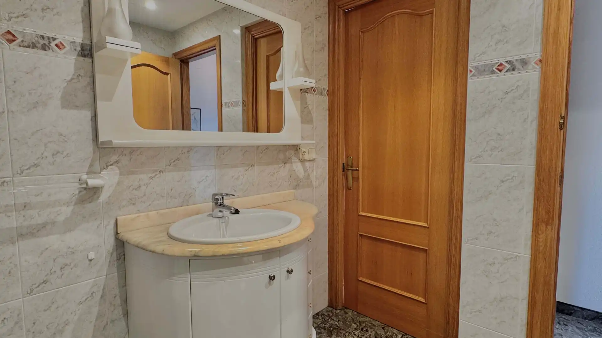 Bathroom of Houses for sale in Terrassa  with Heating and Terrace