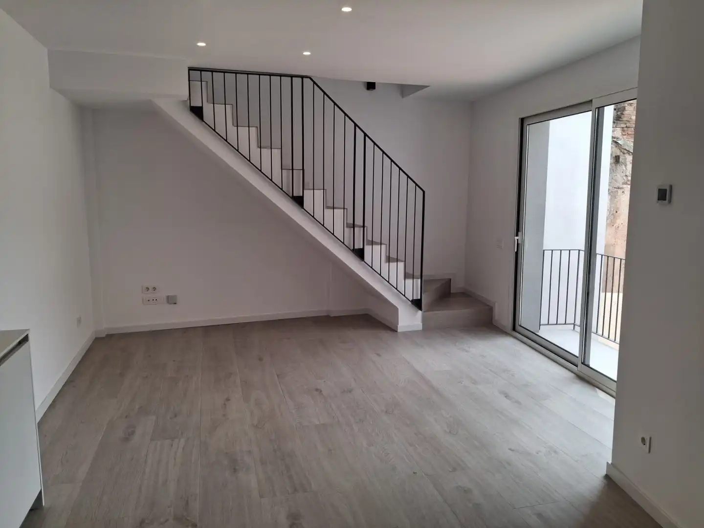 Maisonette zur Miete in Terrassa mit Klimaanlage, Heizung und Terrasse