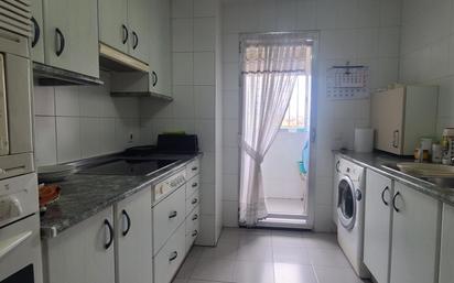 Kitchen of Flat for sale in  Madrid Capital  with Heating, Terrace and Balcony