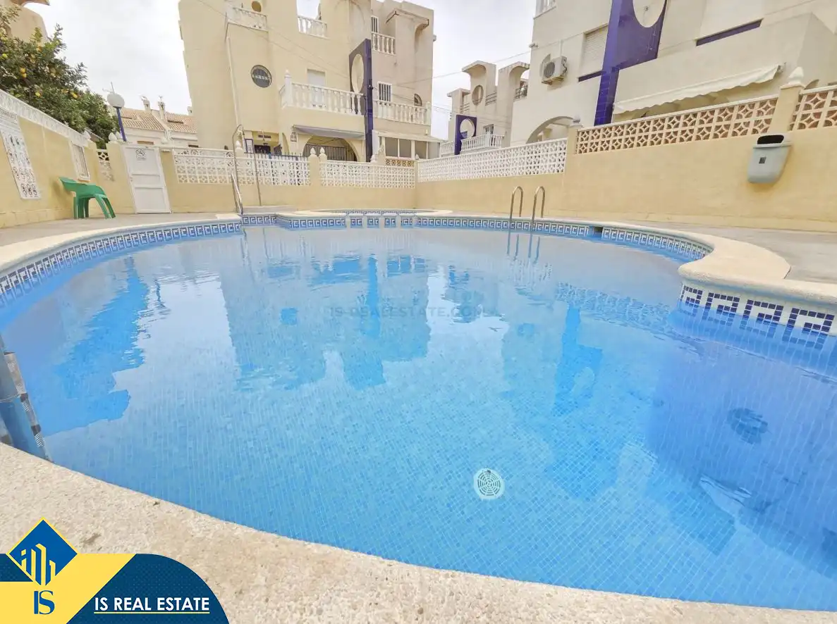 Maison mitoyenne avec piscine à vendre à Playa de los Locos, imagen 19