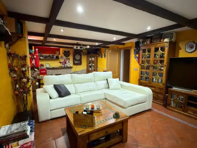 Sala de estar de Piso en venta en Parla con Aire acondicionado, Piscina y Balcón