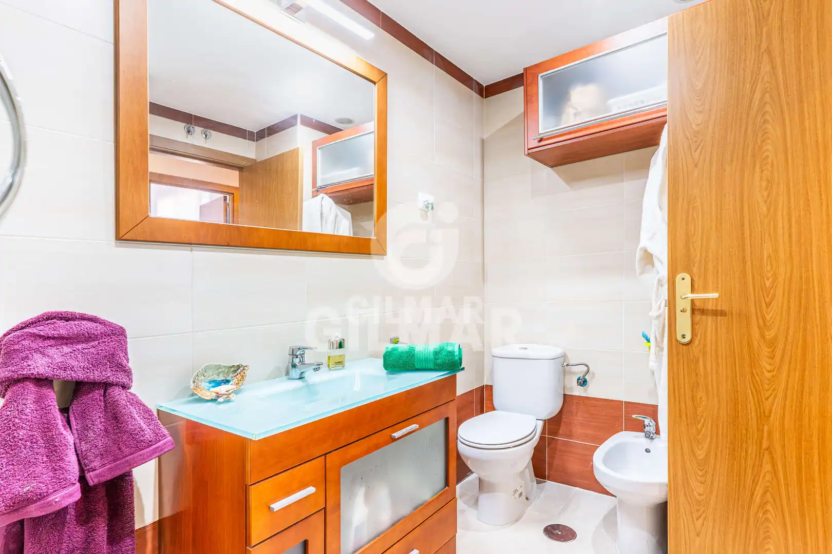 Baño de Ático en venta en Parla con Calefacción, Jardín privado y Trastero