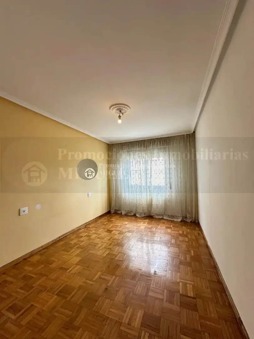 Appartamento con ascensore in vendita a Verín, imagen 9