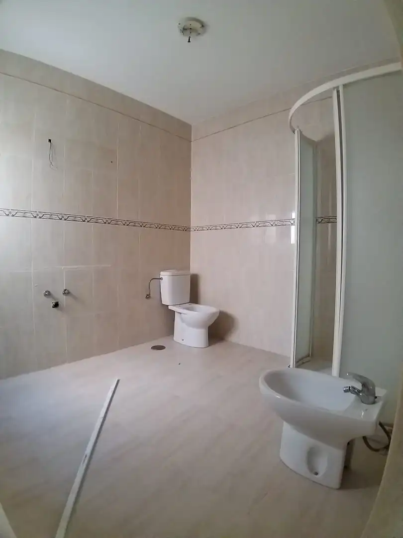 Badezimmer von Wohnung zum Verkauf in Los Yébenes