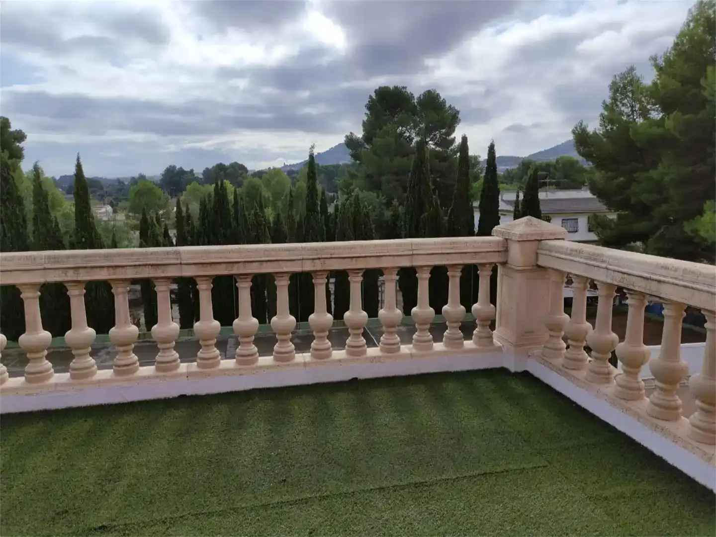Terrassa de Casa o xalet en venda en Yecla amb Aire condicionat, Jardí privat i Parquet