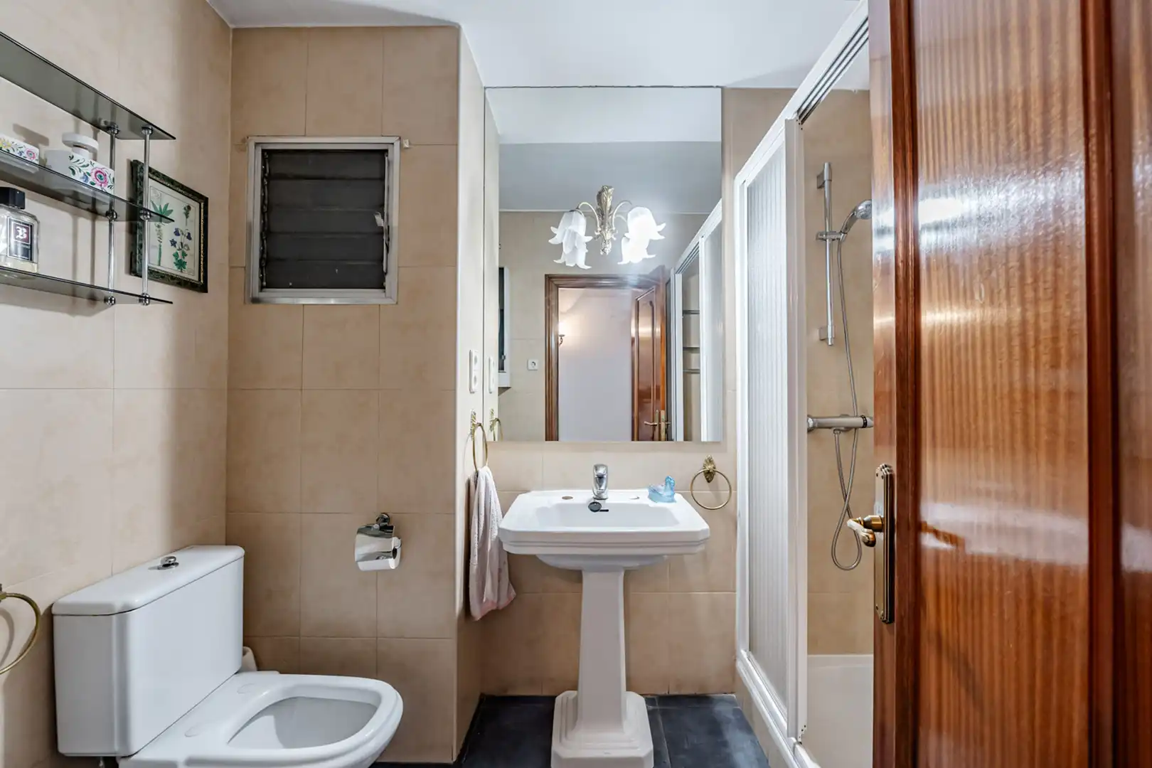 Badezimmer von Wohnung zum Verkauf in Madrid mit Heizung, Terrasse und Möbliert