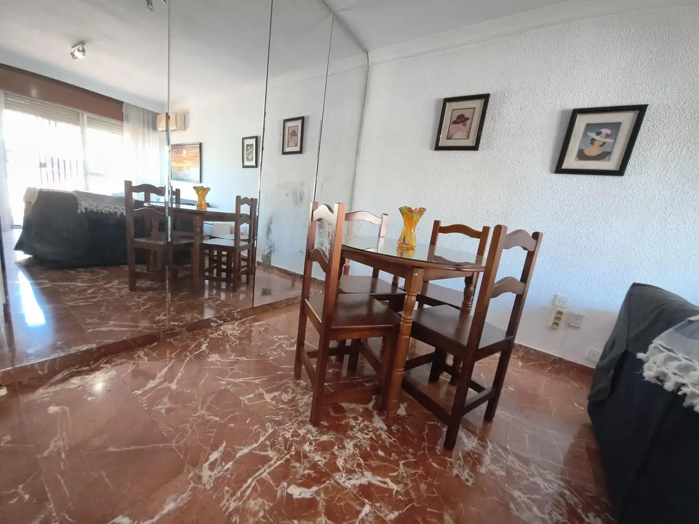 Menjador de Àtic de lloguer en Granada amb Terrassa