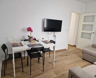 Sala d'estar de Apartament per a compartir en  Almería Capital amb Aire condicionat i Terrassa