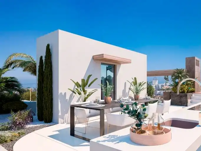 Chalet con piscina en venta en Milla de Oro, imagen 7
