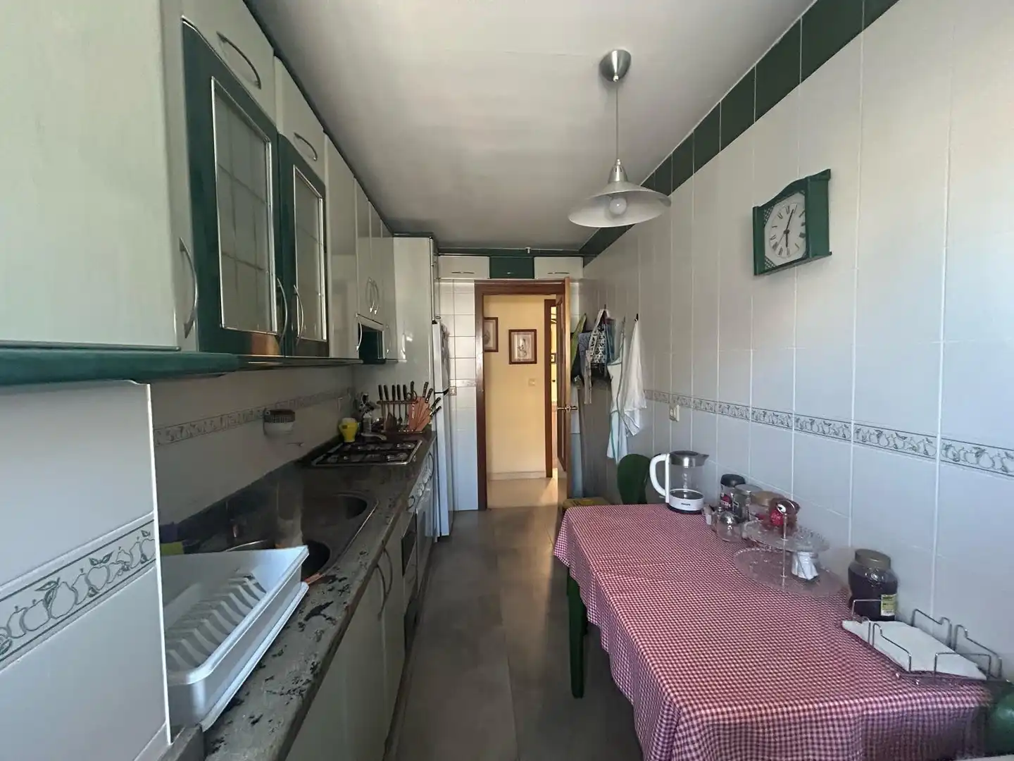 Cuina de Pis en venda en Córdoba amb Aire condicionat i Moblat