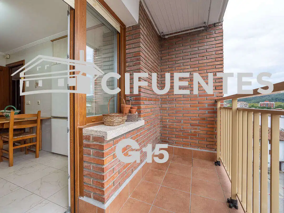 Terrasse von Wohnung zum Verkauf in Usurbil mit Terrasse, Abstellraum und Balkon
