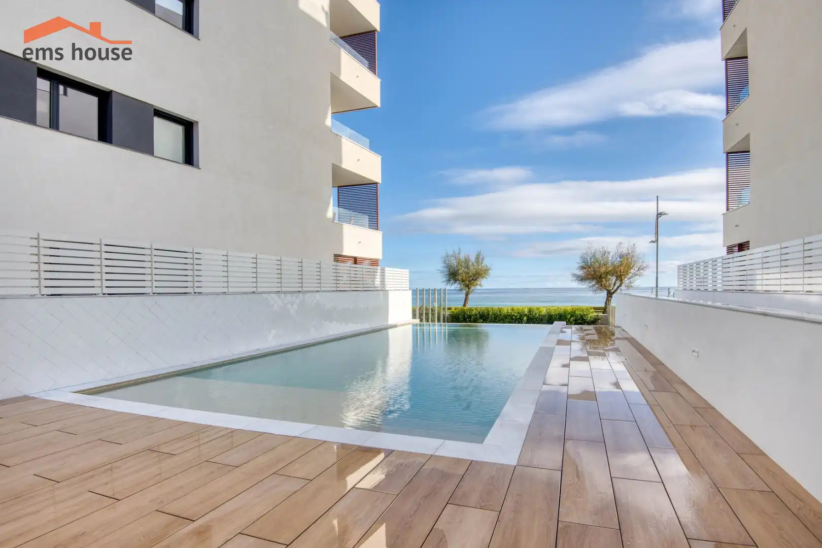 Piano terra di nuova costruzione con piscina in vendita a Passeig de Josep Mundet 9, imagen 21