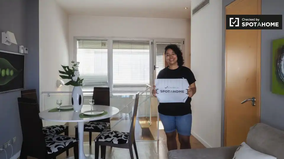 Exterior view of Flat for rent in Madrid  with Air Conditioner, Heating and Furnished