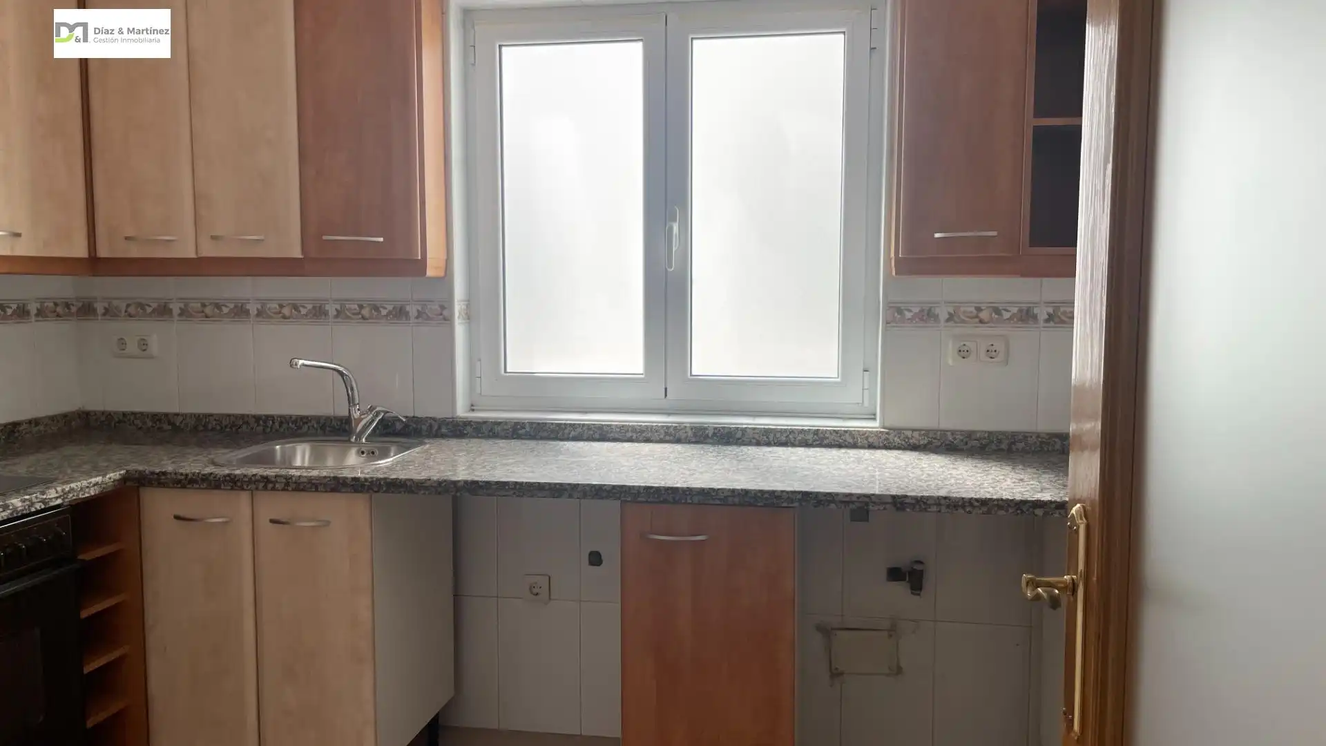 Cocina de Piso en venta en León Capital  con Calefacción, Parquet y Terraza
