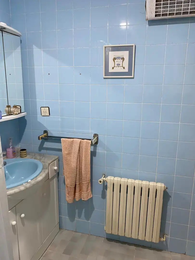 Baño de Casa adosada en venta en Villaviciosa con Trastero y Balcón