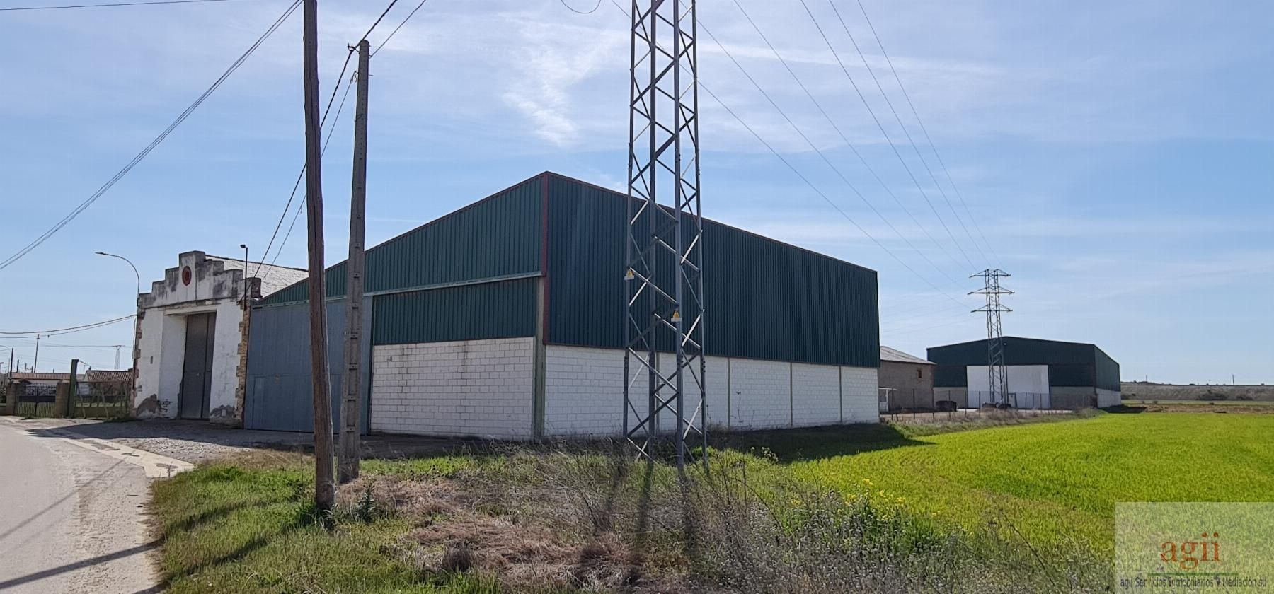 Vista exterior de Nau industrial en venda en Avilés