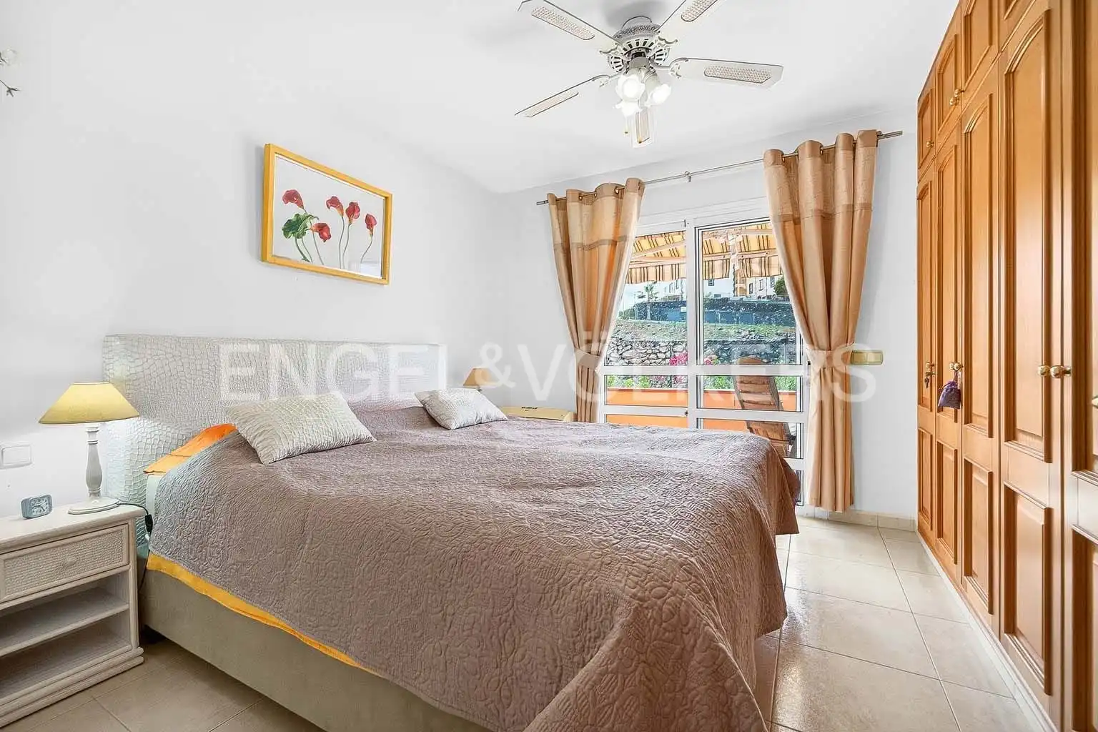 Habitación de Piso en venta en Adeje con Terraza, Piscina y Amueblado