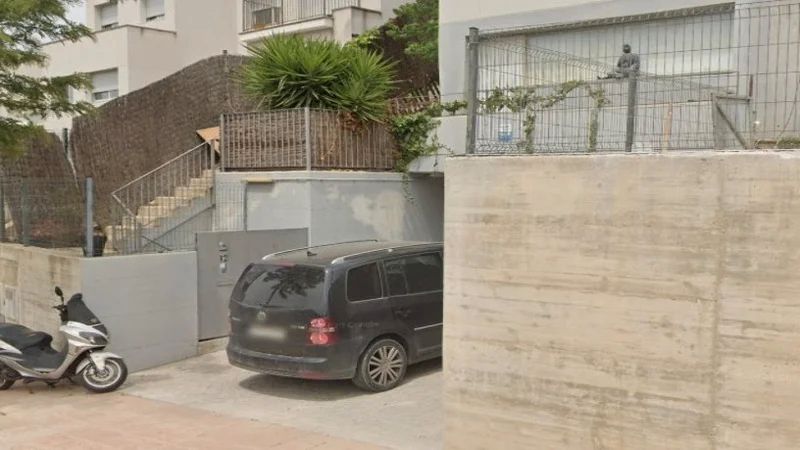Aparcament de Casa adosada en venda en Sant Pere de Ribes