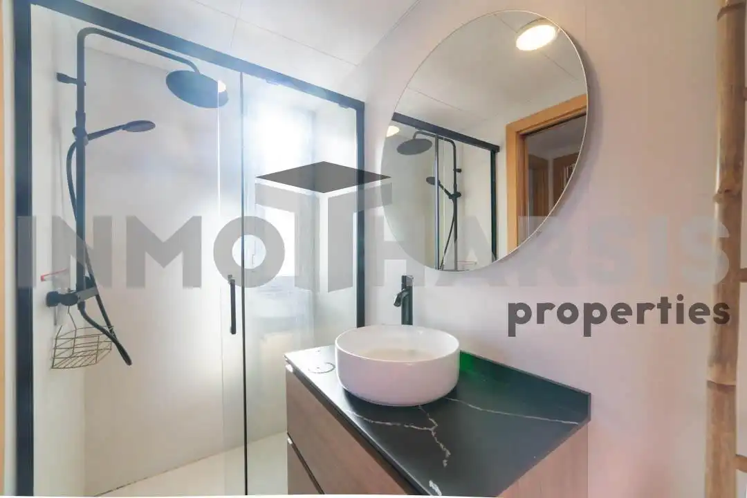 Bathroom of Attic for sale in Roquetas de Mar  with Air Conditioner, Heating and Private garden