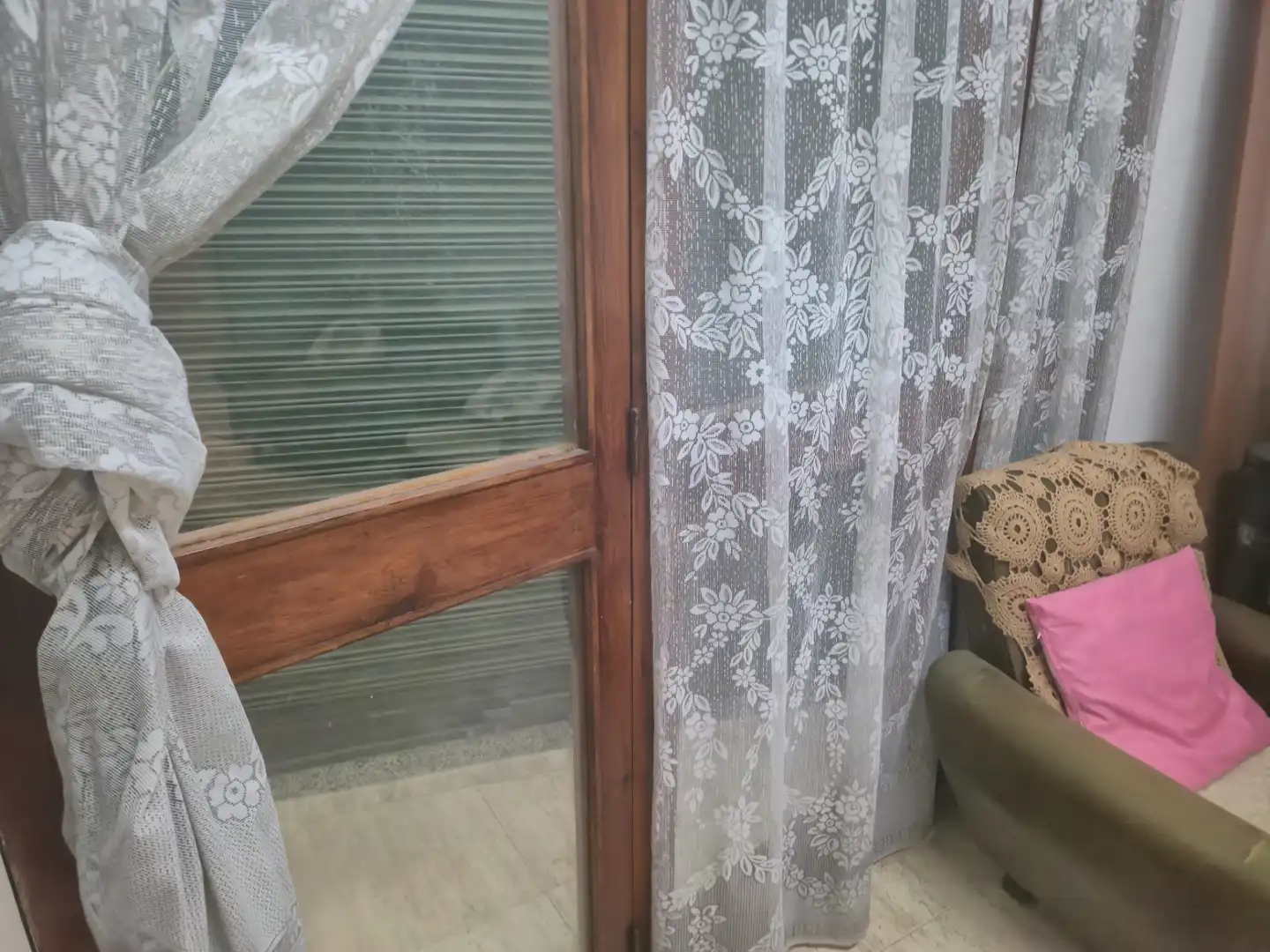 Schlafzimmer von Erdgeschoss zum Verkauf in Mataró mit Terrasse und Möbliert